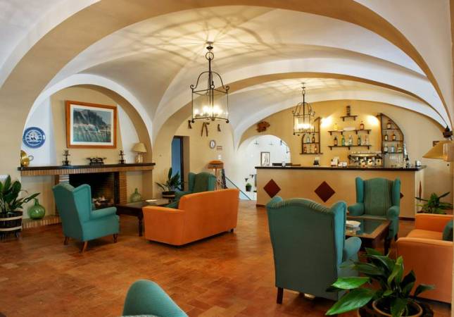 Las mejores habitaciones en Hotel Villa de Grazalema. Disfruta  los mejores precios de Cadiz